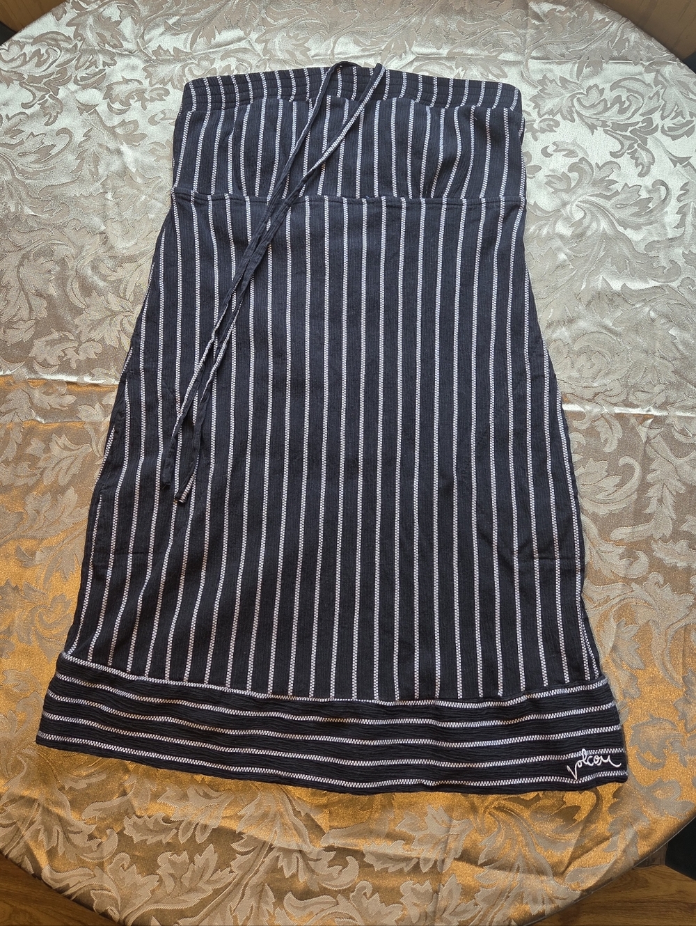 Y2K Volcom Beachy Mini Dress 100% Cotton Black And White Pin Stripe